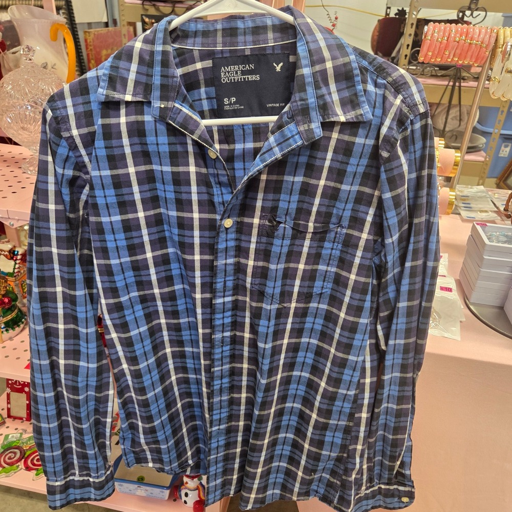 American Eagle Outfitters Mens Shirt Small Vintage Fit Plaid Button Down